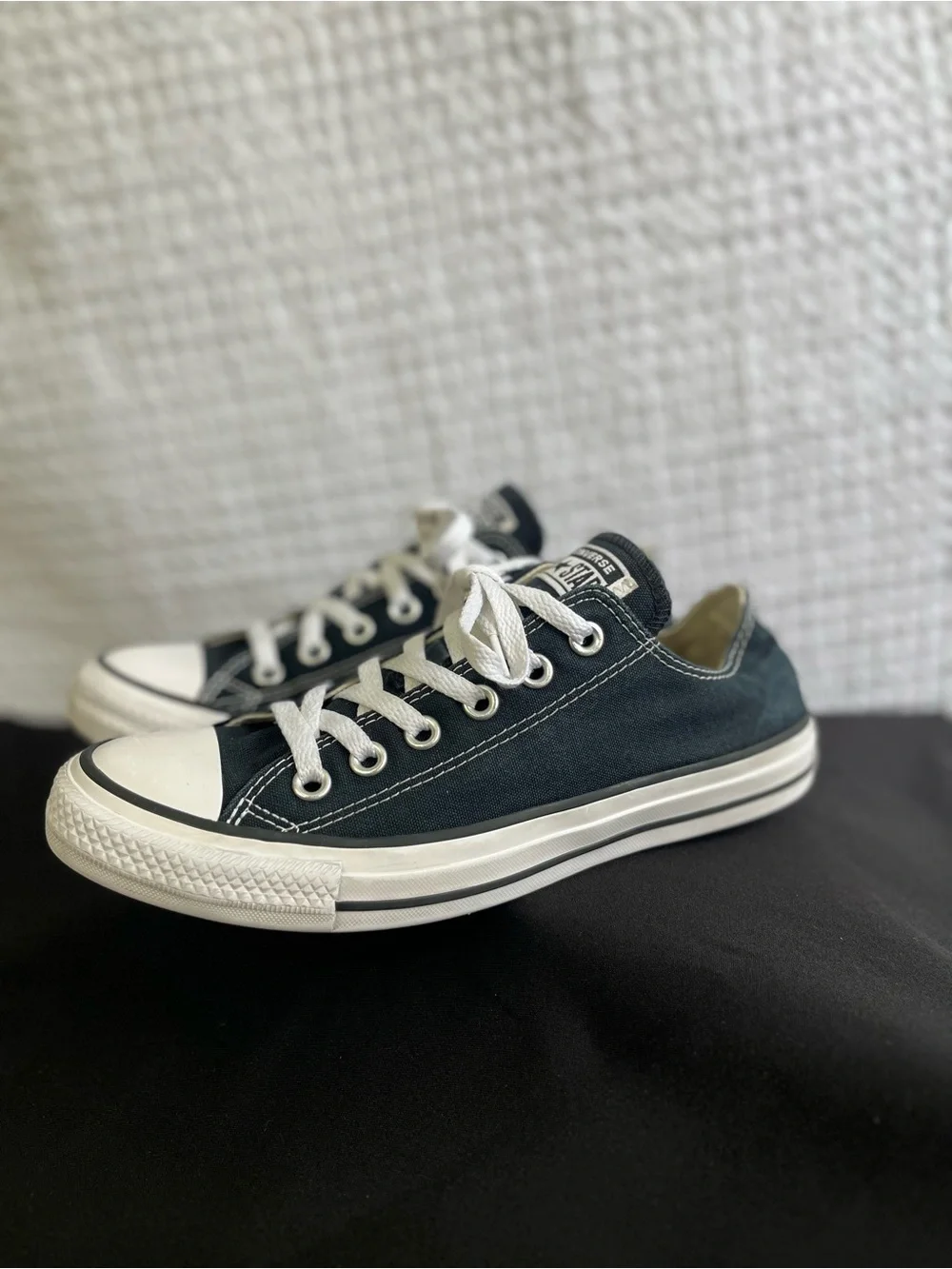 Converse woman’s Chuck Taylor All Star Low Top Sneakers in Black
